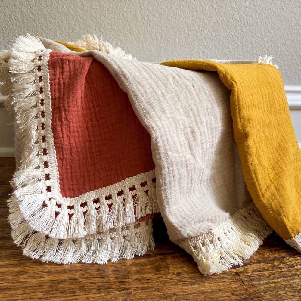 ⭐️ BOGO ⭐️ HP Boho Fringe Muslin Swaddle-Sand Beige - Picture 6 of 8